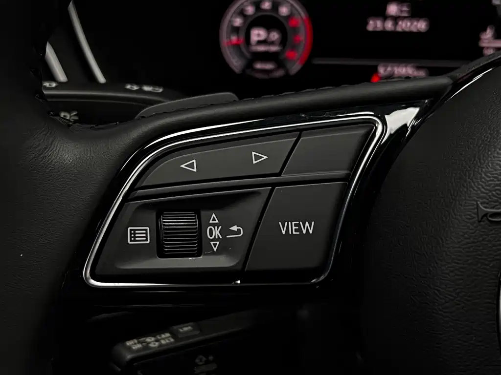 Audi A4L 2021 — фото 22