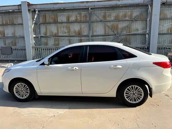 Ford Escort 2015
