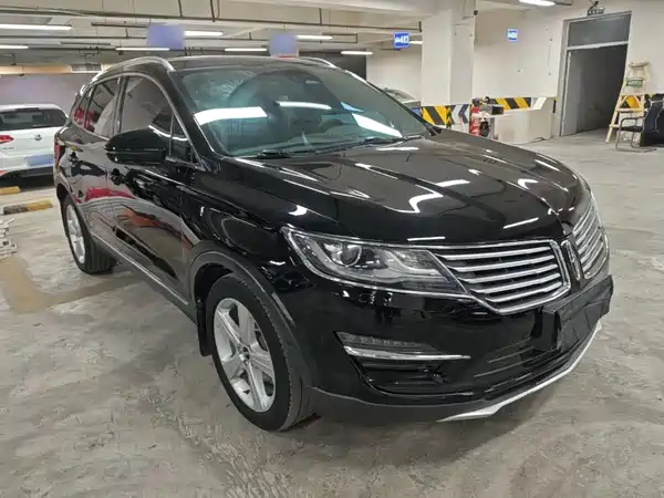 Lincoln MKC 2017