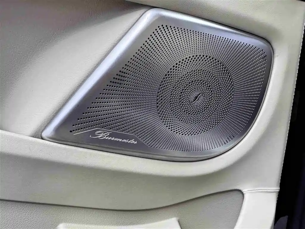 Mercedes-Benz Vito 2021 — фото 18