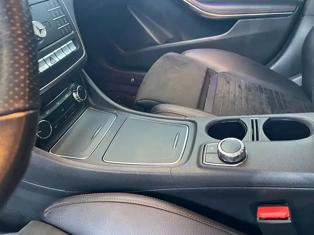 Mercedes-Benz CLA 2018 — фото 11