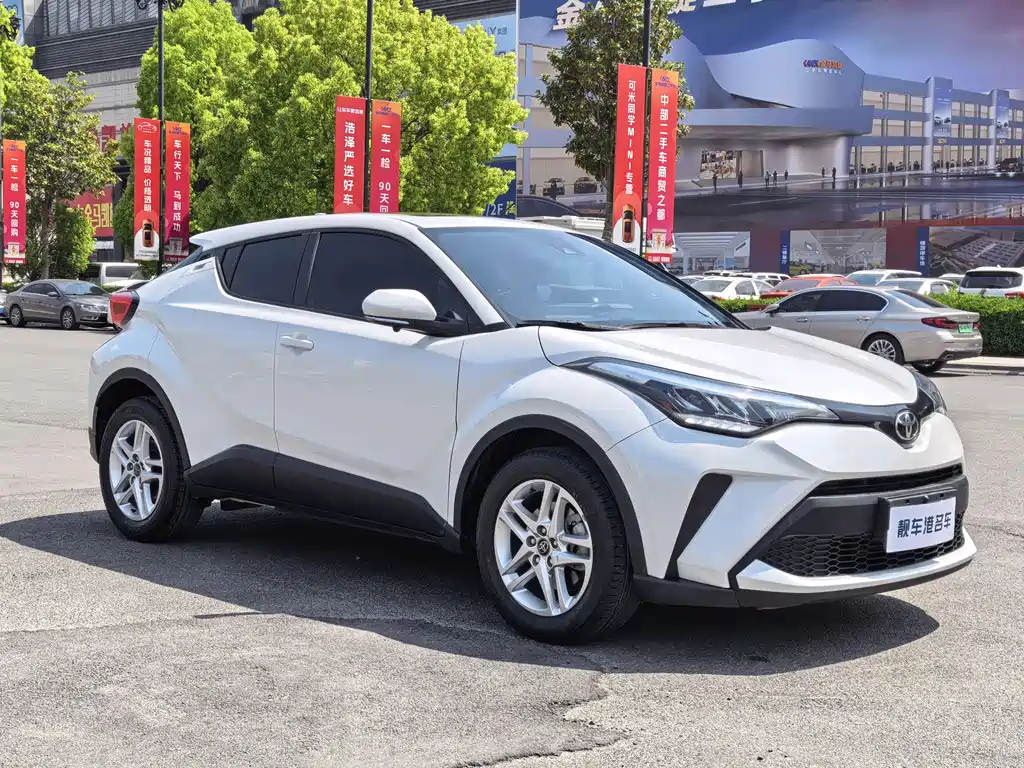 Toyota C-HR 2023