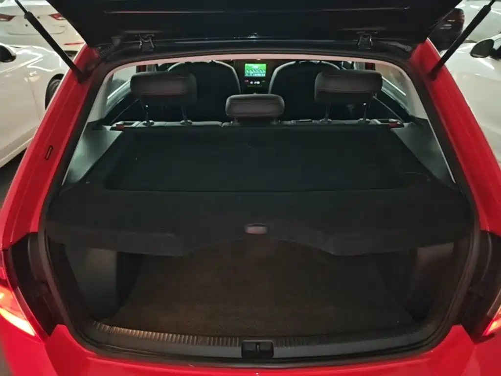 Skoda Rapid Spaceback 2017 — фото 19