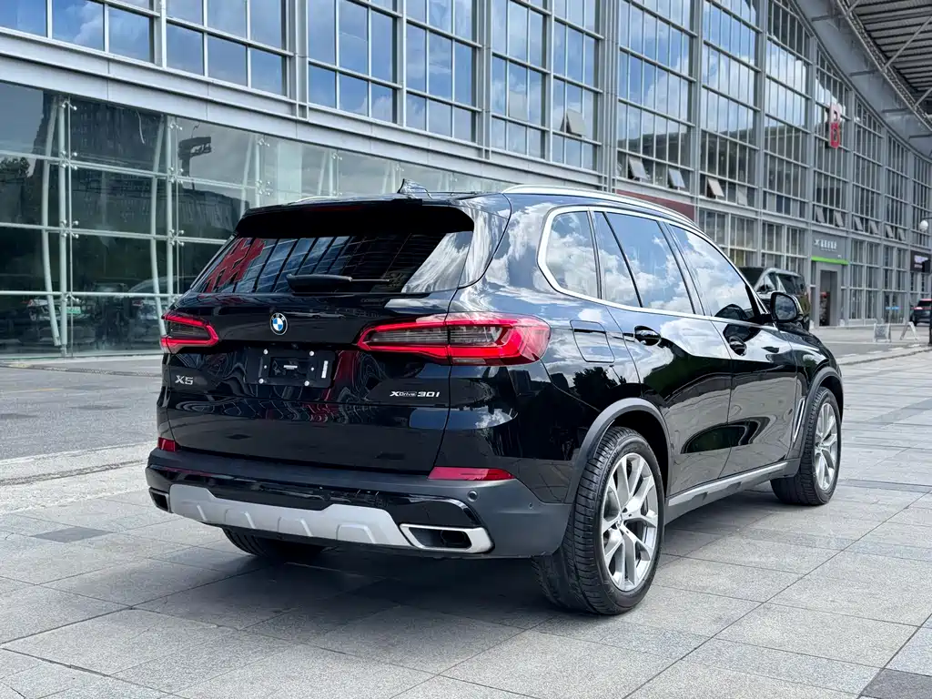 BMW X5 2020 — фото 10