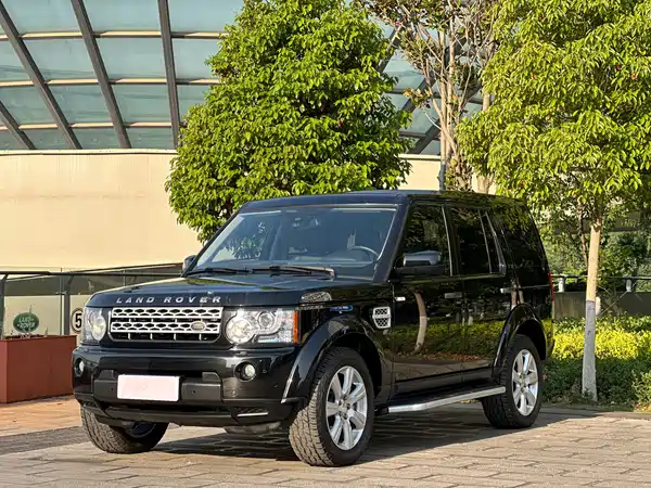 Land Rover Discovery 2012