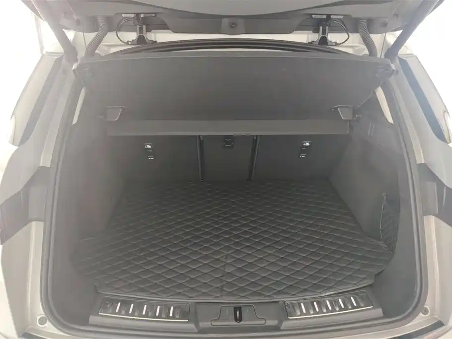 Land Rover Evoque 2025 — фото 4