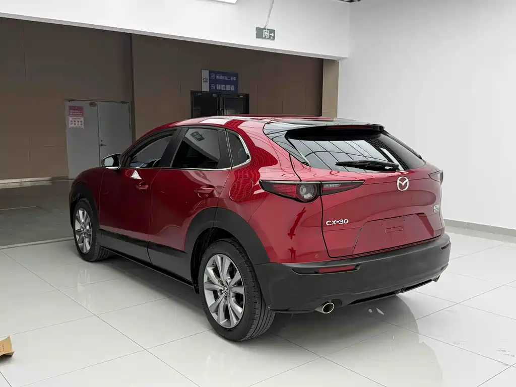 Mazda CX-30 2022 — фото 3