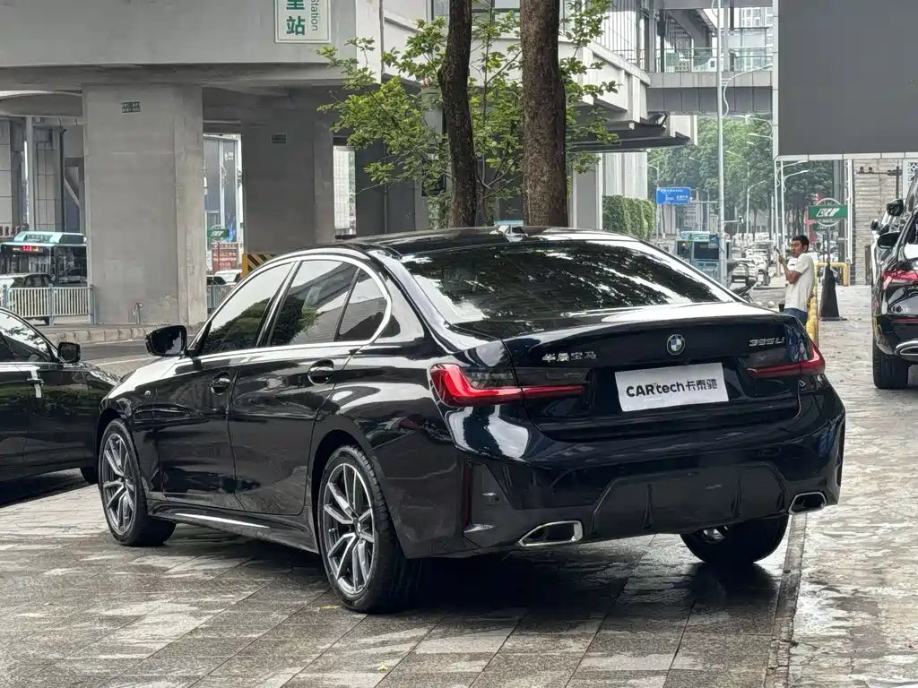 BMW 3 Series 2023 — фото 14