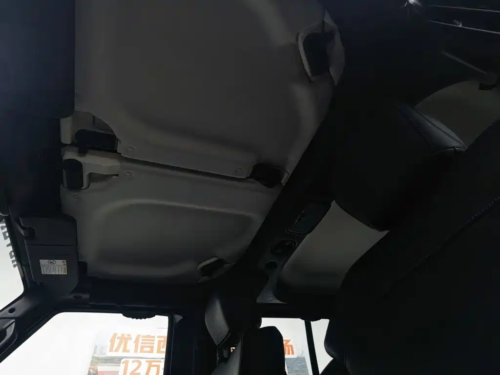 BAIC BJ40 2023 — фото 14