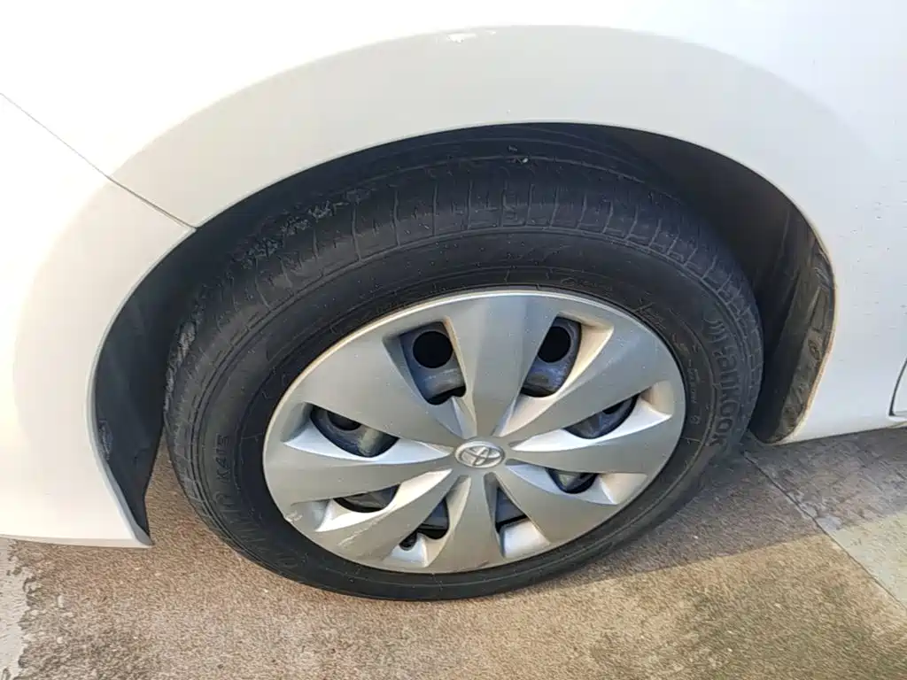 Toyota Yaris L 2019 — фото 23