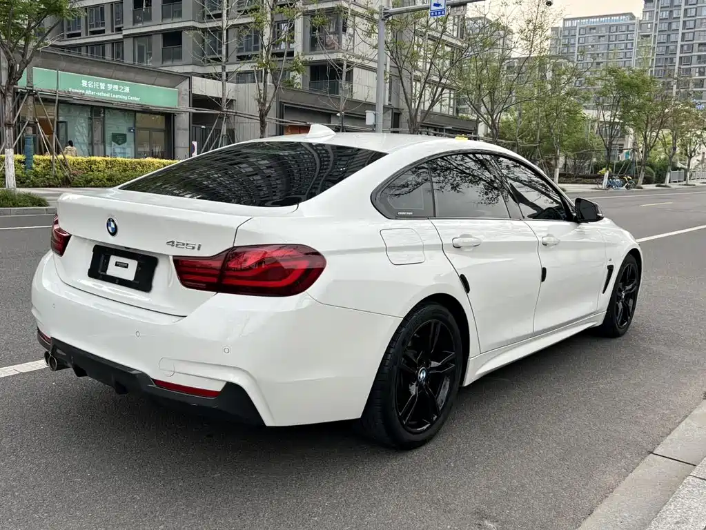 BMW 4 Series 2021 — фото 15