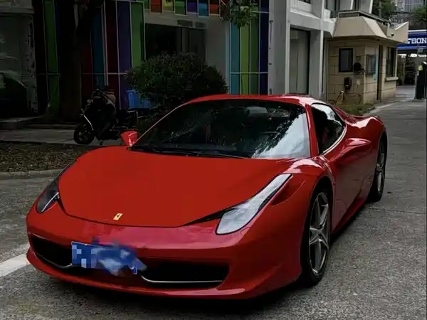 Ferrari 458 2015