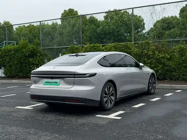 NIO ET7 2022