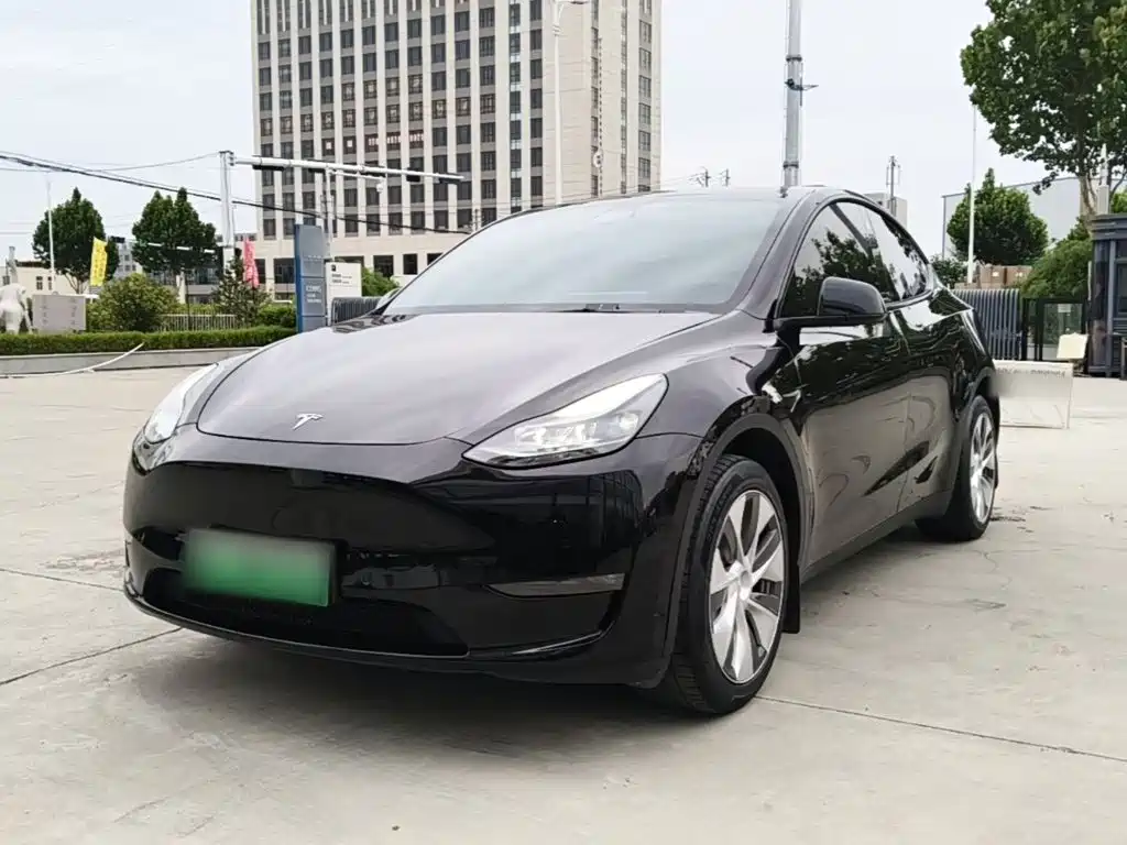 Tesla Model Y 2022 — фото 1