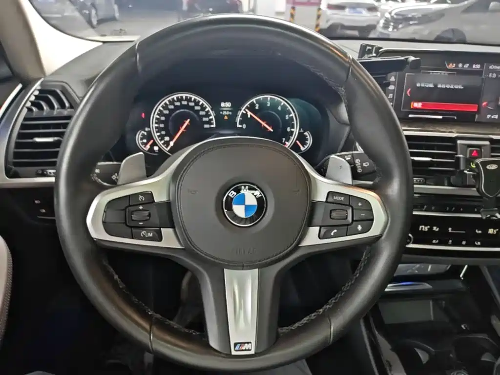 BMW X3 2019 — фото 11