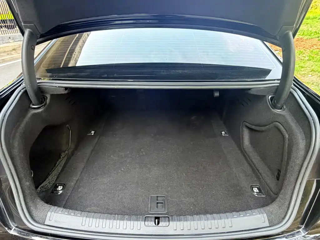 Audi A6L 2022 — фото 10