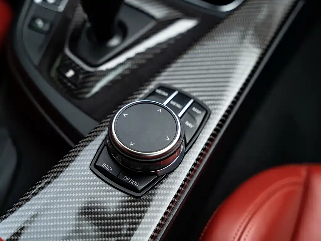 BMW M4 2019 — фото 15
