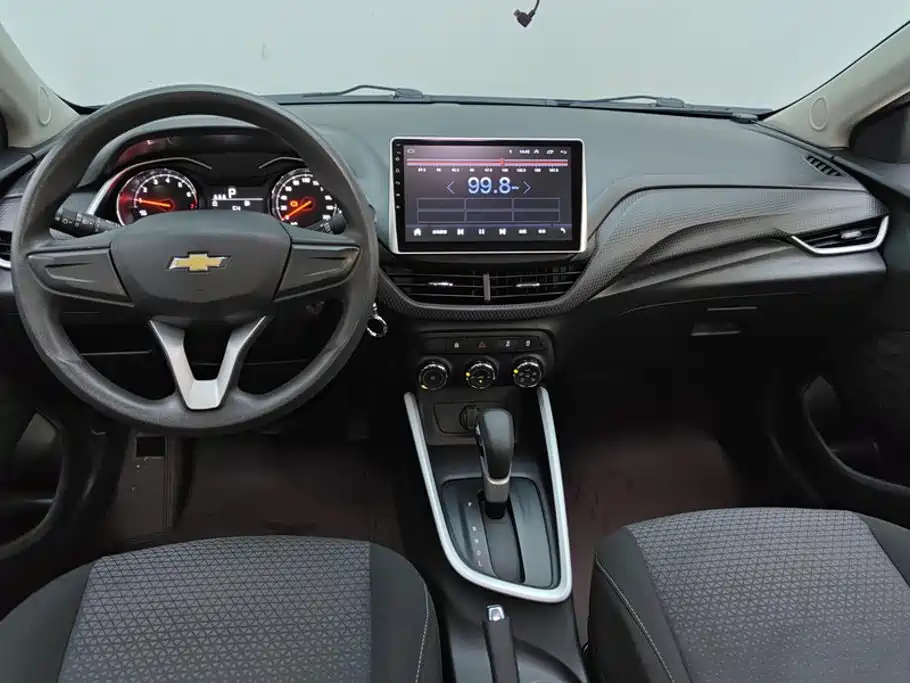 Chevrolet Cavalier 2020 — фото 12