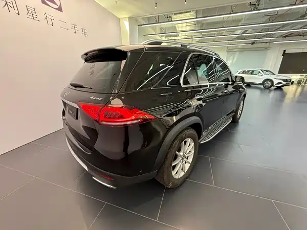 Mercedes-Benz GLE 2021