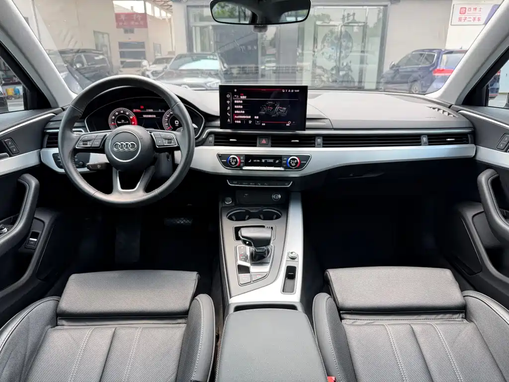 Audi A4L 2020 — фото 15