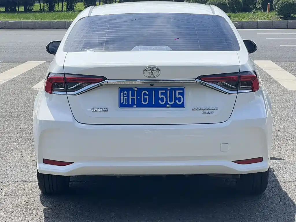 Toyota Corolla 2023 — фото 10