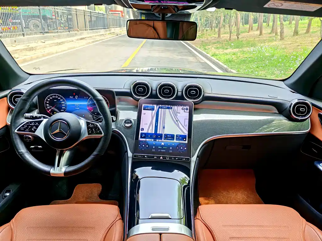 Mercedes-Benz GLC 2023 — фото 9