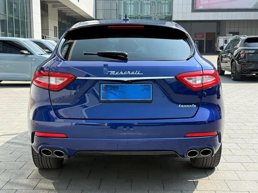 Maserati Levante 2017 — фото 3