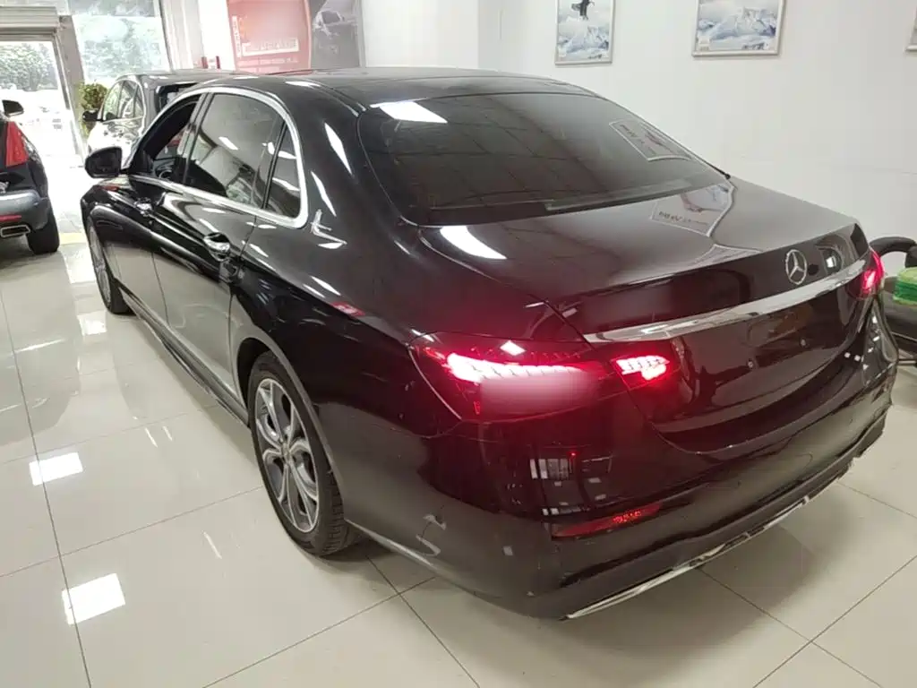 Mercedes-Benz E-Class 2021