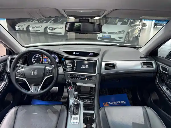 Honda Spirior 2016