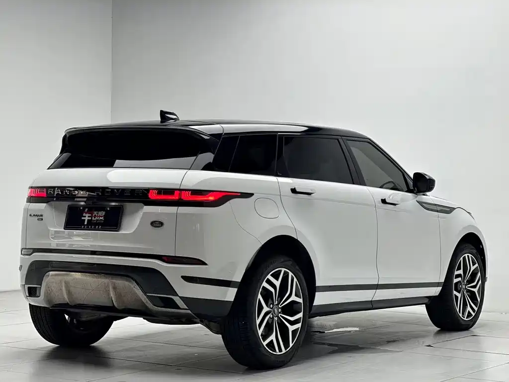 Land Rover Range Rover Evoque 2023 — фото 26