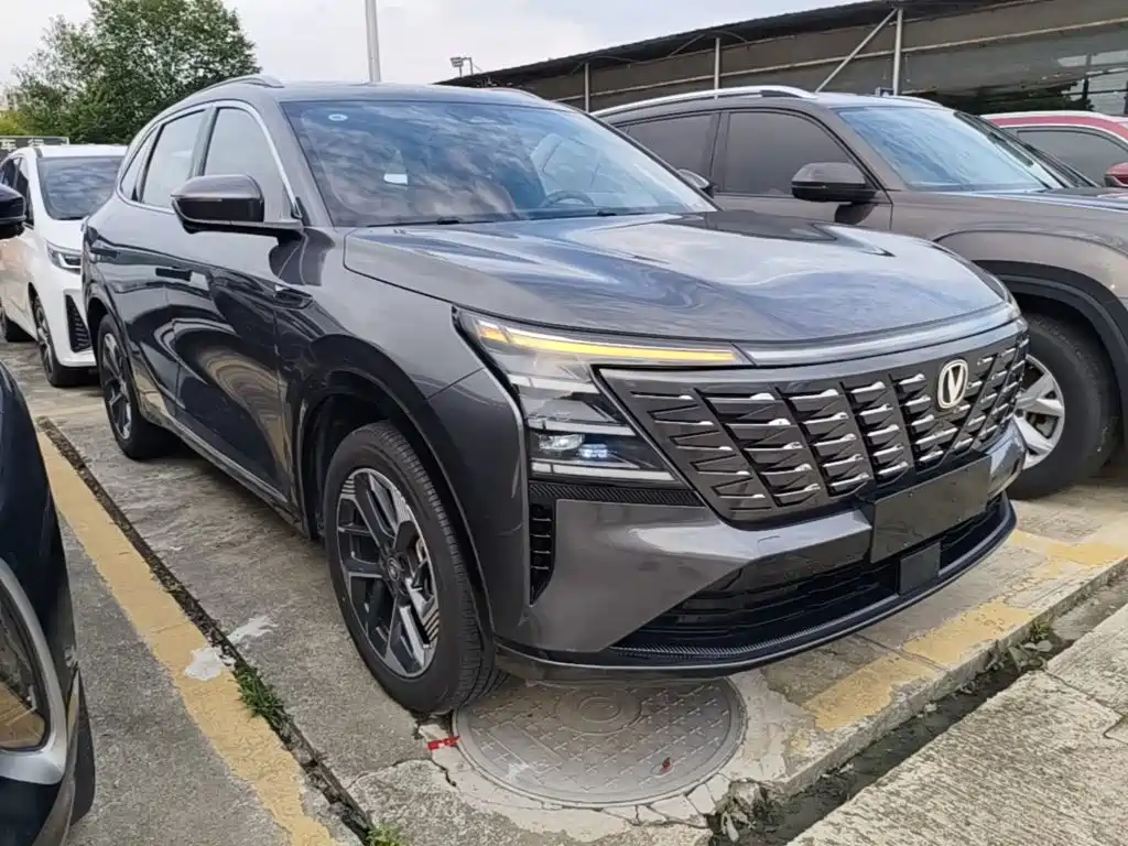 Changan CS75PLUS 2024 — фото 4