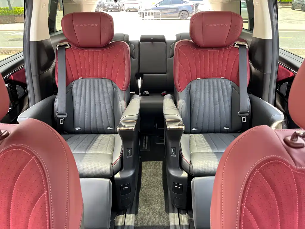 GAC Motor Trumpchi E9 2025 — фото 12