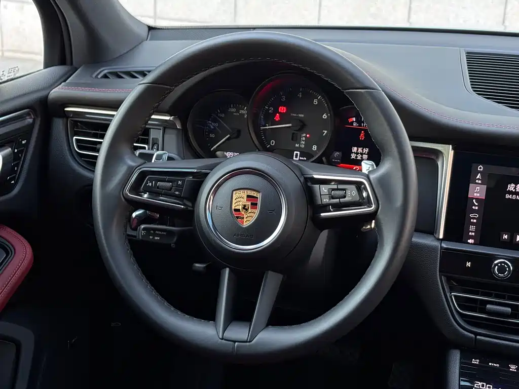 Porsche Macan 2022 — фото 14