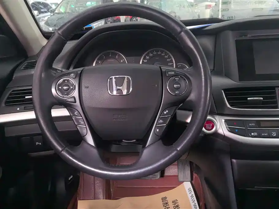 Honda Crosstour 2015 — фото 15