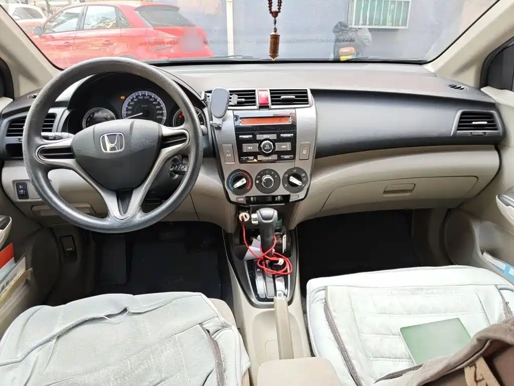Honda City Classic 2014 — фото 13