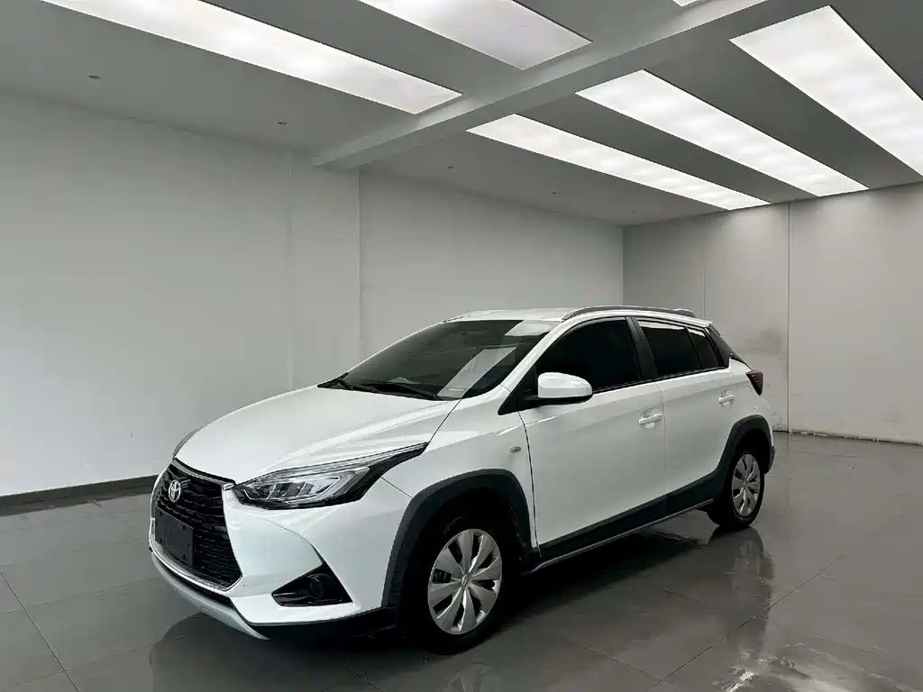 Toyota Yaris L 2020