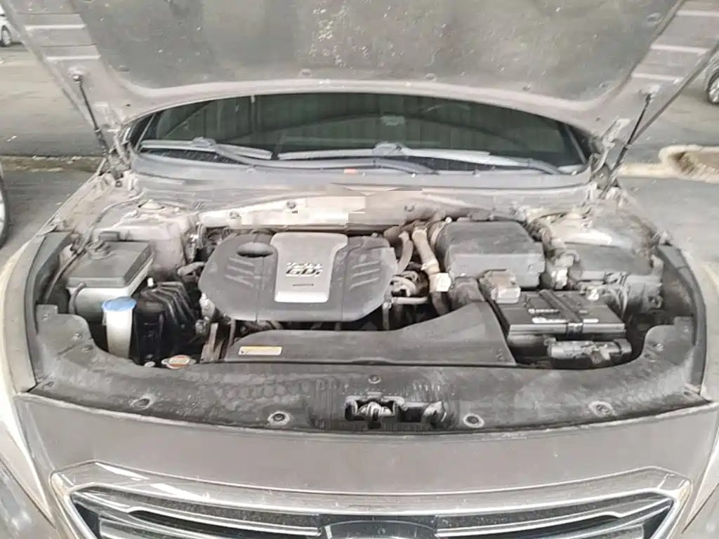 Hyundai Sonata 2015 — фото 25