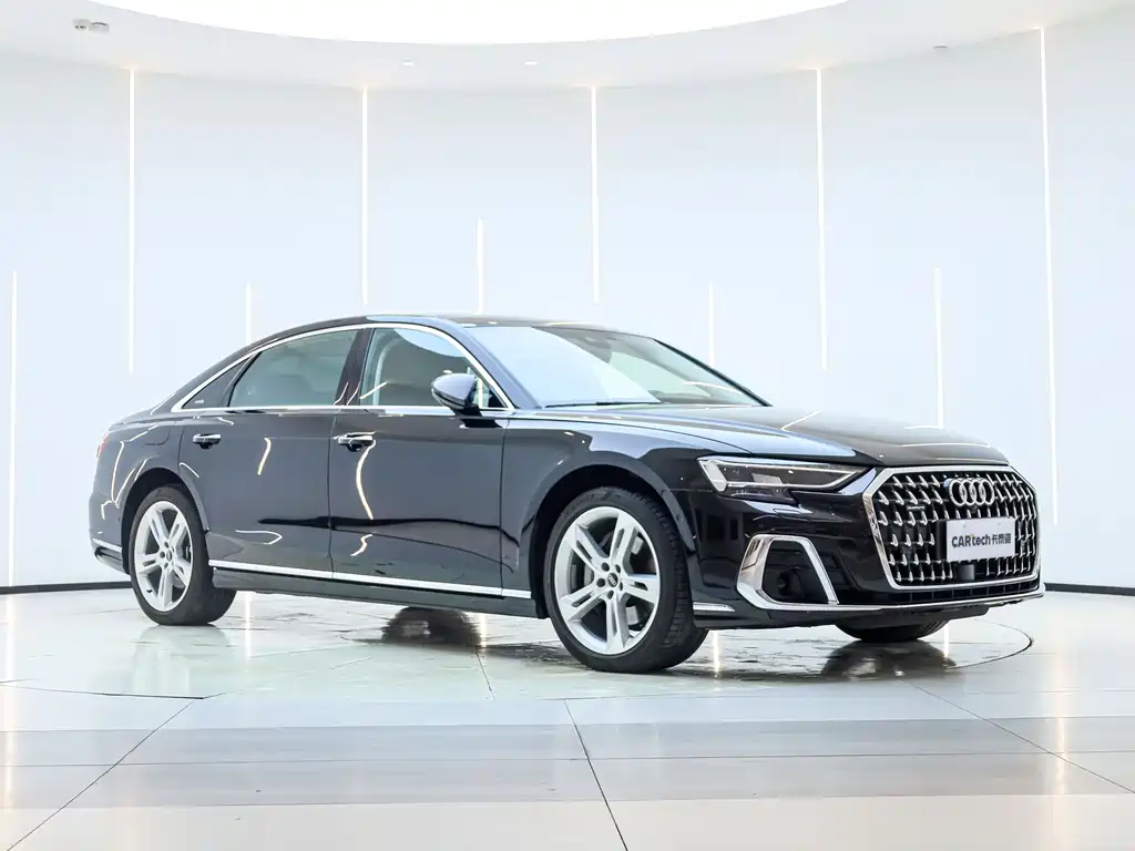 Audi A8 2023 — фото 3