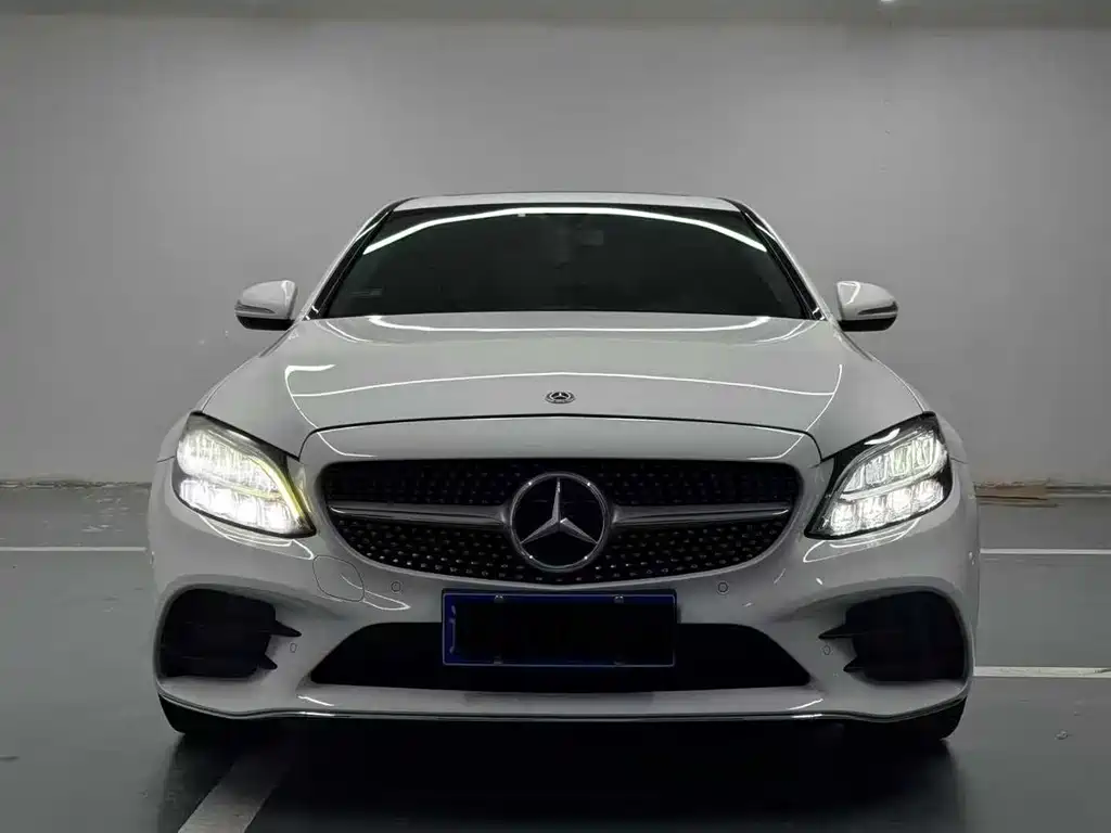 Mercedes-Benz C-Class 2018