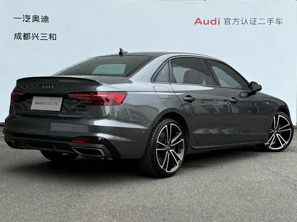 Audi A4L 2023 — фото 4