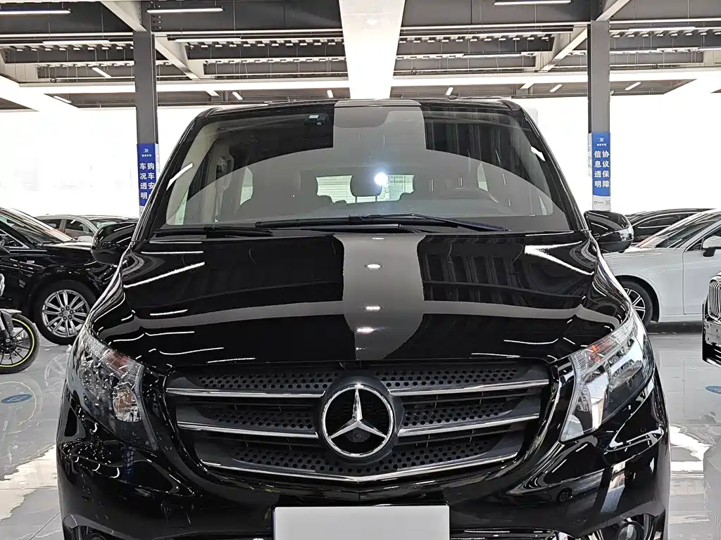 Mercedes-Benz Vito 2018 — фото 2