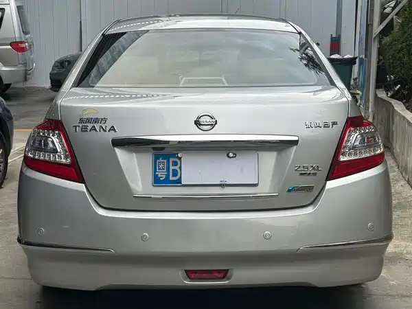 Nissan Teana 2011