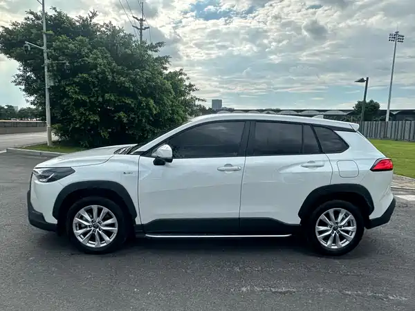 Toyota Corolla Cross 2024
