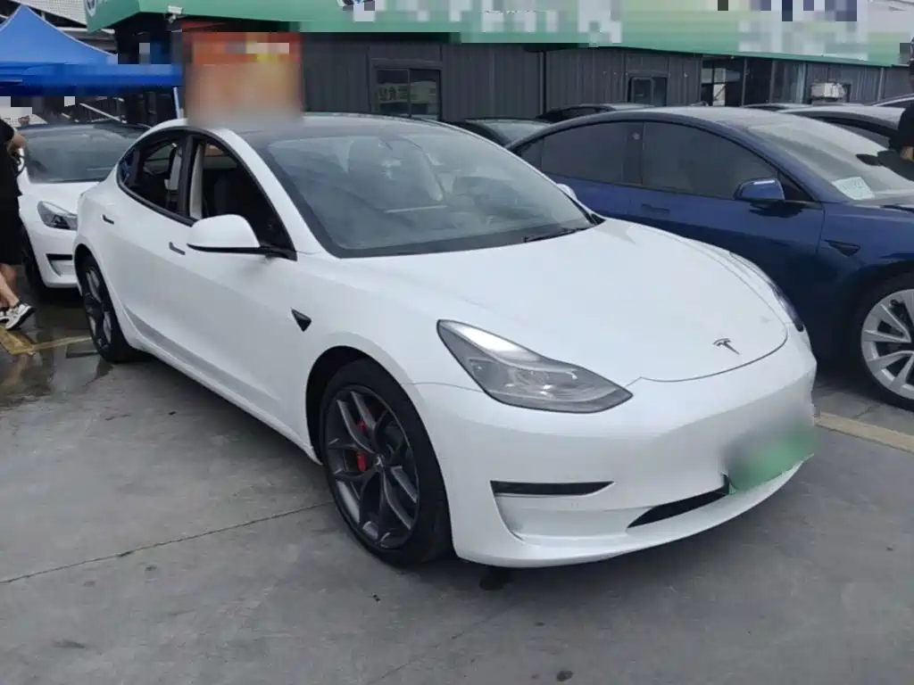 Tesla Model 3 2021