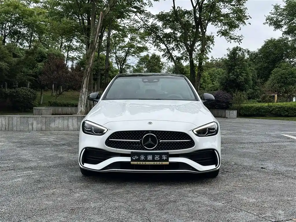 Mercedes-Benz C-Class 2025 — фото 2