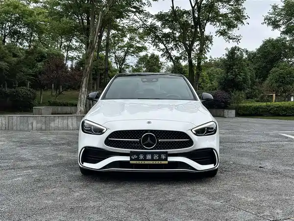 Mercedes-Benz C-Class 2025