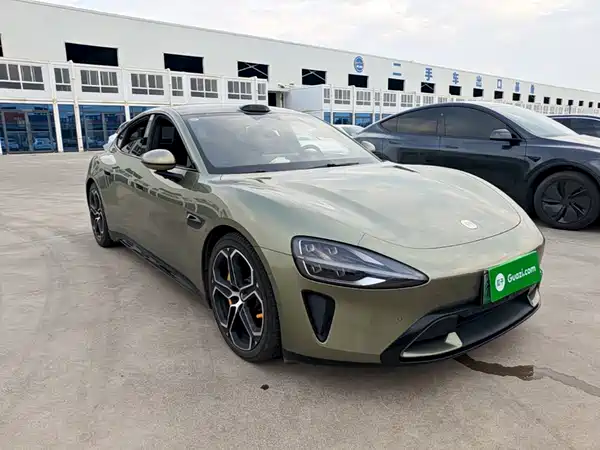 Xiaomi SU7 2024