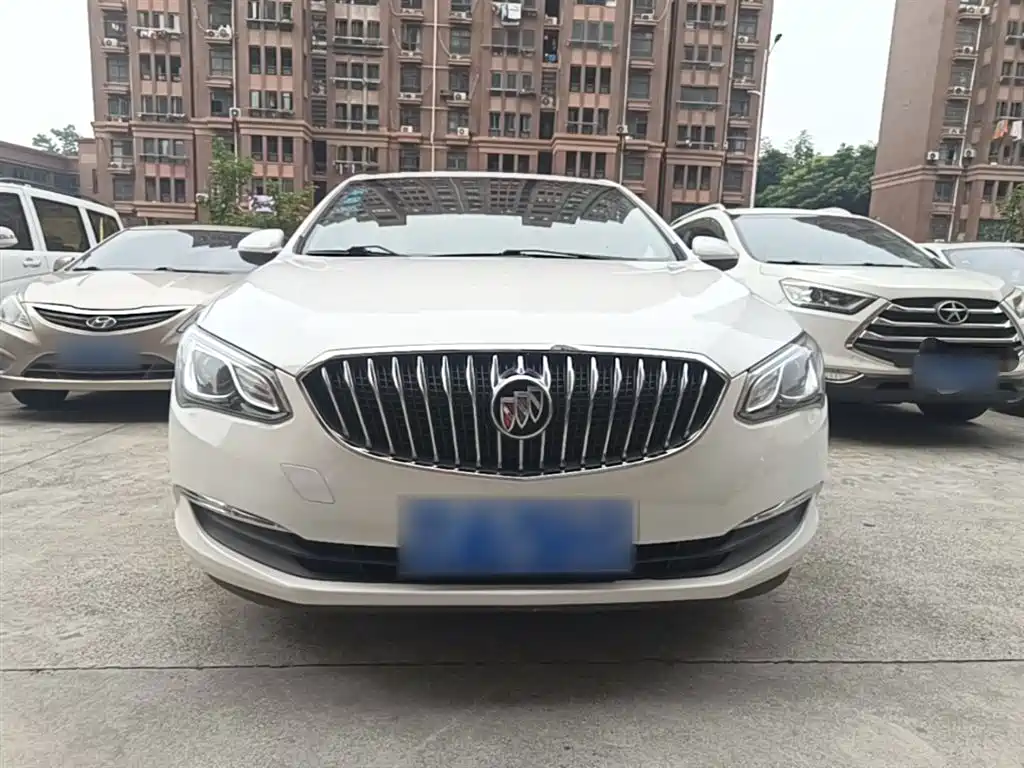Buick Excelle 2015 — фото 3