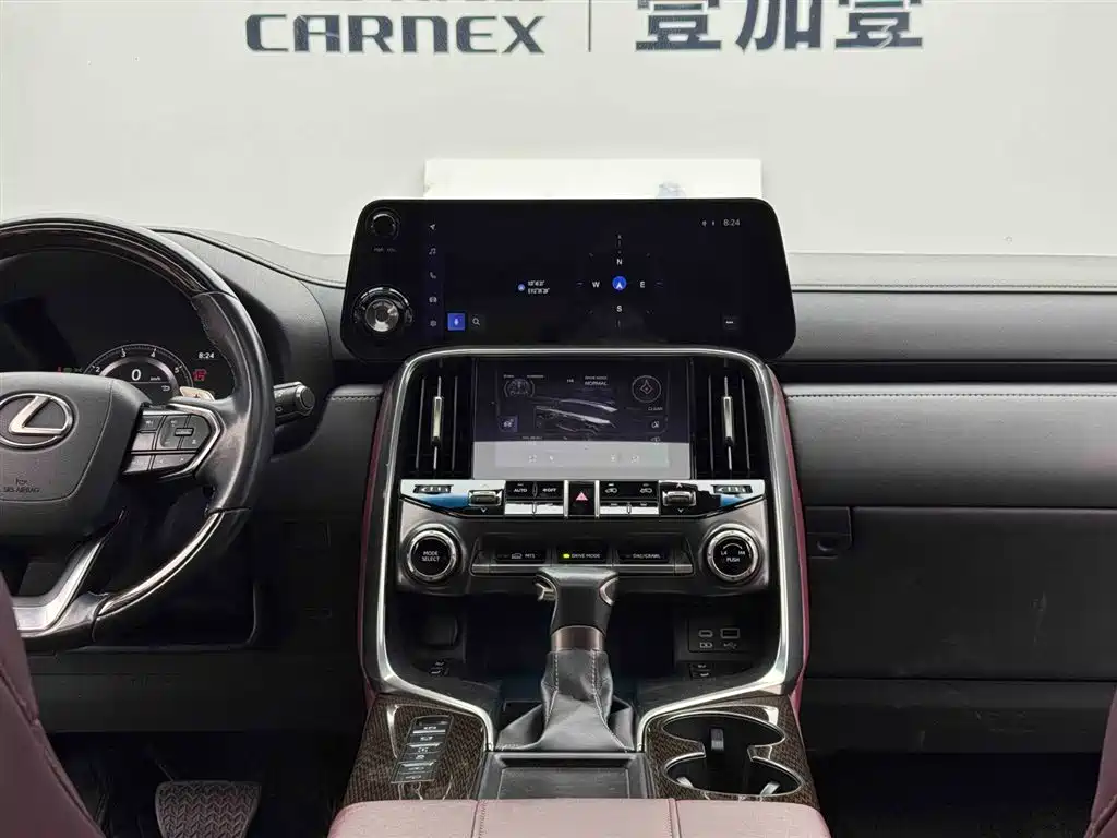 Lexus LX 2023 — фото 10