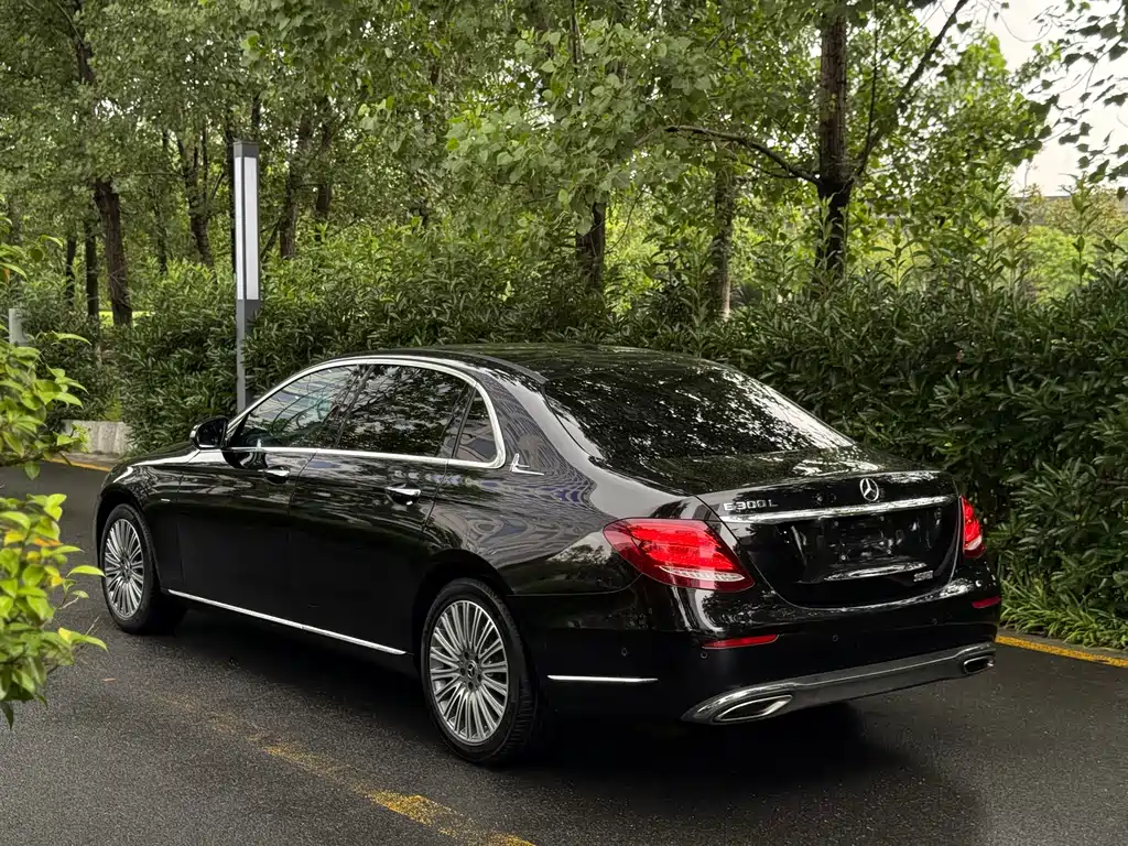 Mercedes-Benz E-Class 2020